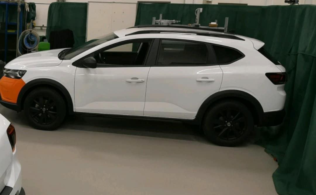 Dacia va lansa un model complet nou, rival pentru Skoda Octavia